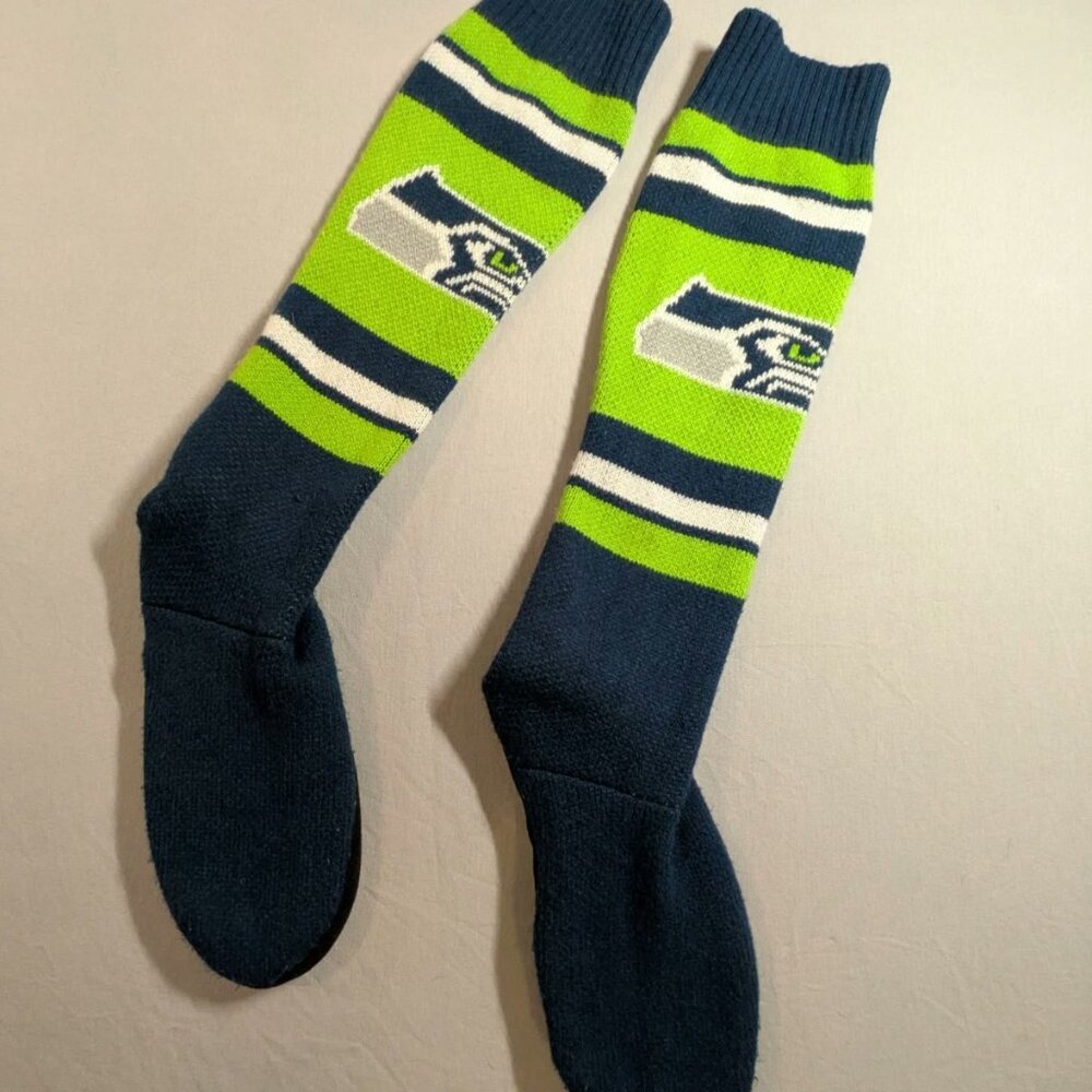 Seattle Seahawks Knee High Rubber Bottomed Slipper Socks Size XL 11-12